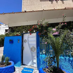 Couette-café Anza Haven Surf House Agadir